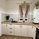Adam's Place Apartament Braszów