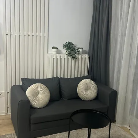 Adam's Place * Брашов