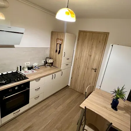 Adam's Place * Брашов