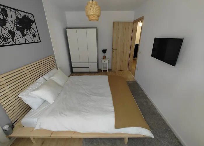 Adam's Place Apartment Brasov